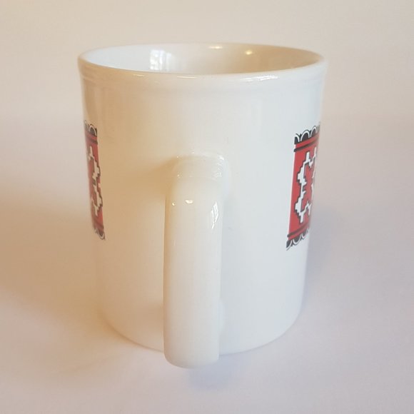 Set of 2 Ukrainian Mugs Teacups Made in England Red White Ukrainian Art Tea Cups - Picture 6 of 15